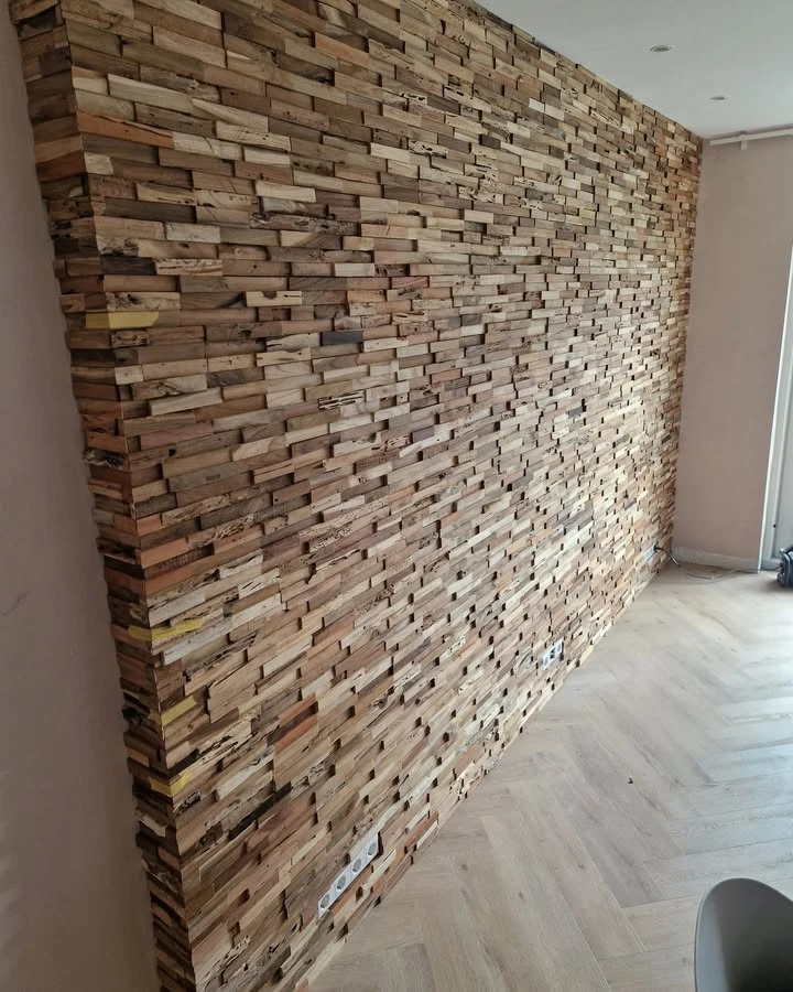 We hebben onlangs een pracht project volbracht dat begon met het egaliseren van een betonn